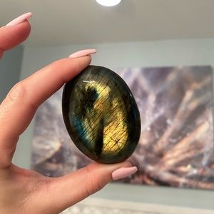 Labradorite large palm stone. Healing crystal